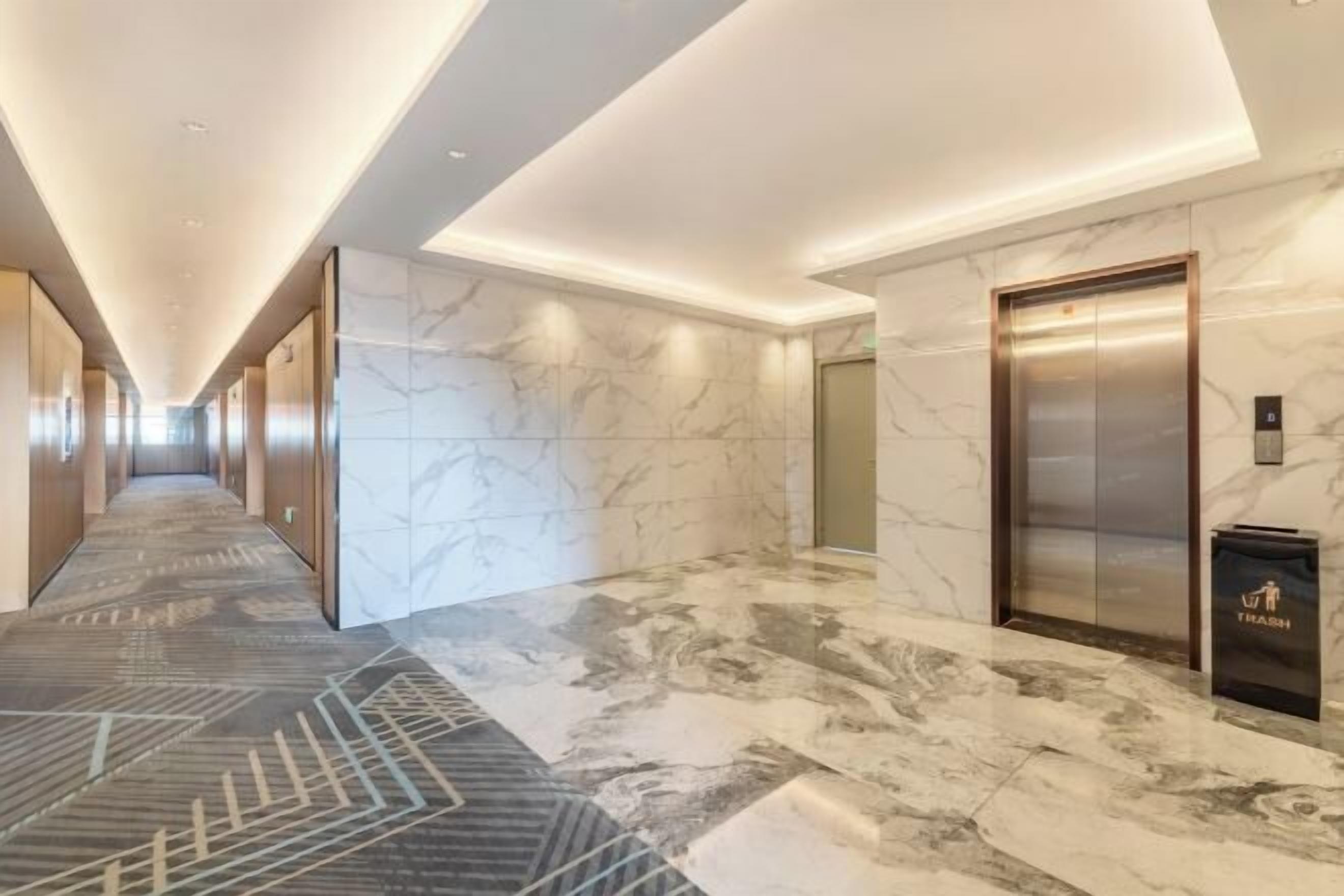 المنشأة من الداخل