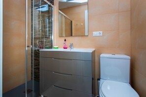 Hair dryer, towels - CH Pico de la Sagra La Marquesa Golf (Ciudad Quesada)