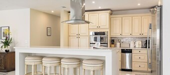 Hollingsworth Heights, Spacious 3 Bed Retreat, Lake View, Family Friendly