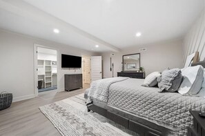 5 Schlafzimmer, Bügeleisen/Bügelbrett, WLAN, Bettwäsche