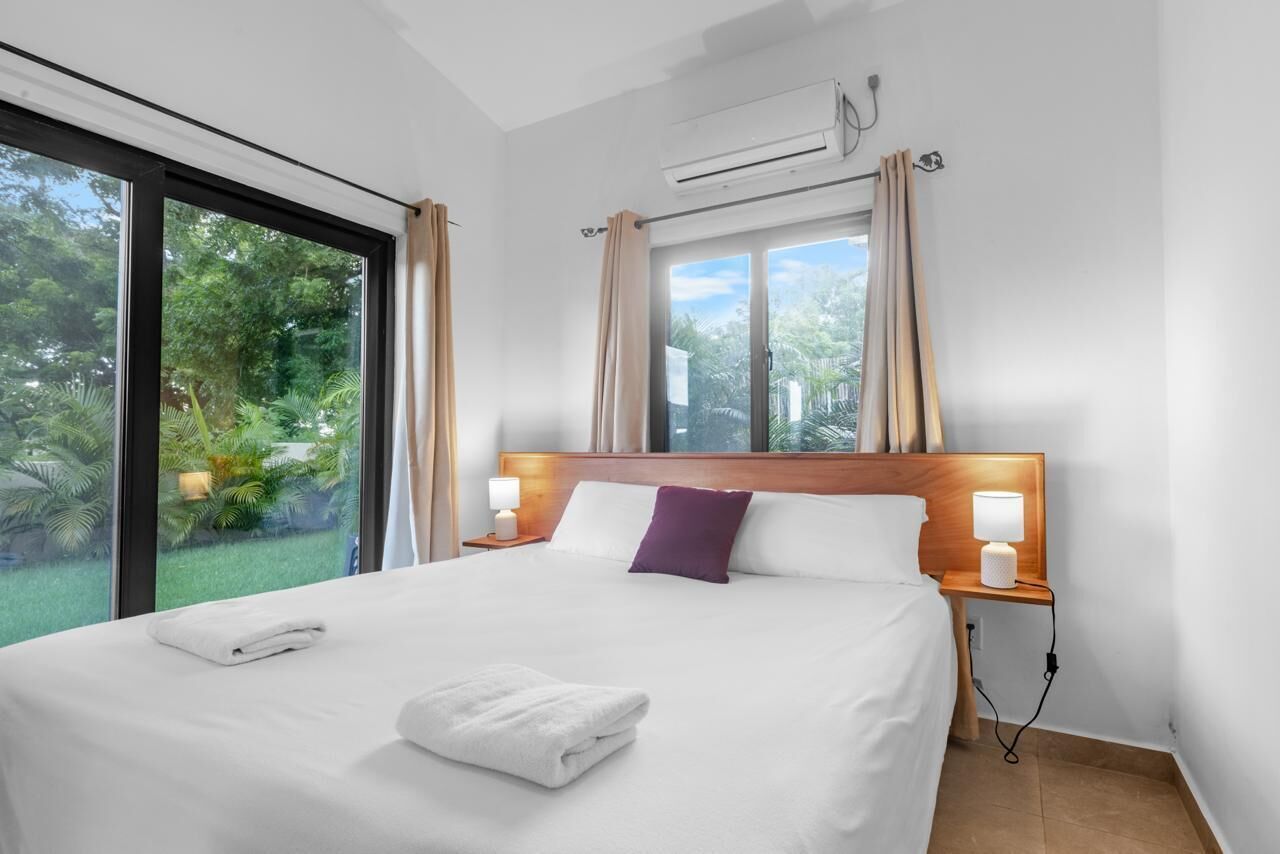 2 dormitorios, caja fuerte, wifi gratis y ropa de cama