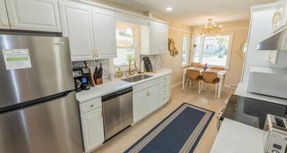 Clean & Cozy Retreat • 4 Queen Beds • Sleeps 8 • Dog-Friendly