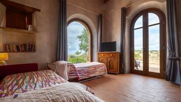 2 quartos, Wi-Fi de cortesia, roupa de cama