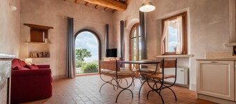 Apartment 'Vulcinea In Poggio Rocco' with Private Terrace, Wi-Fi and Air Conditioning