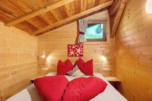 3 quartos, Wi-Fi de cortesia, roupa de cama