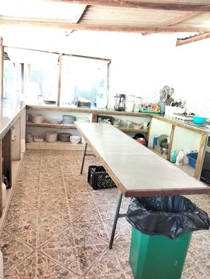 Private kitchen - Eco Hotel in Islas del Rosario 🌴 In front of the sea - Near Oceanarium (Bolívar)