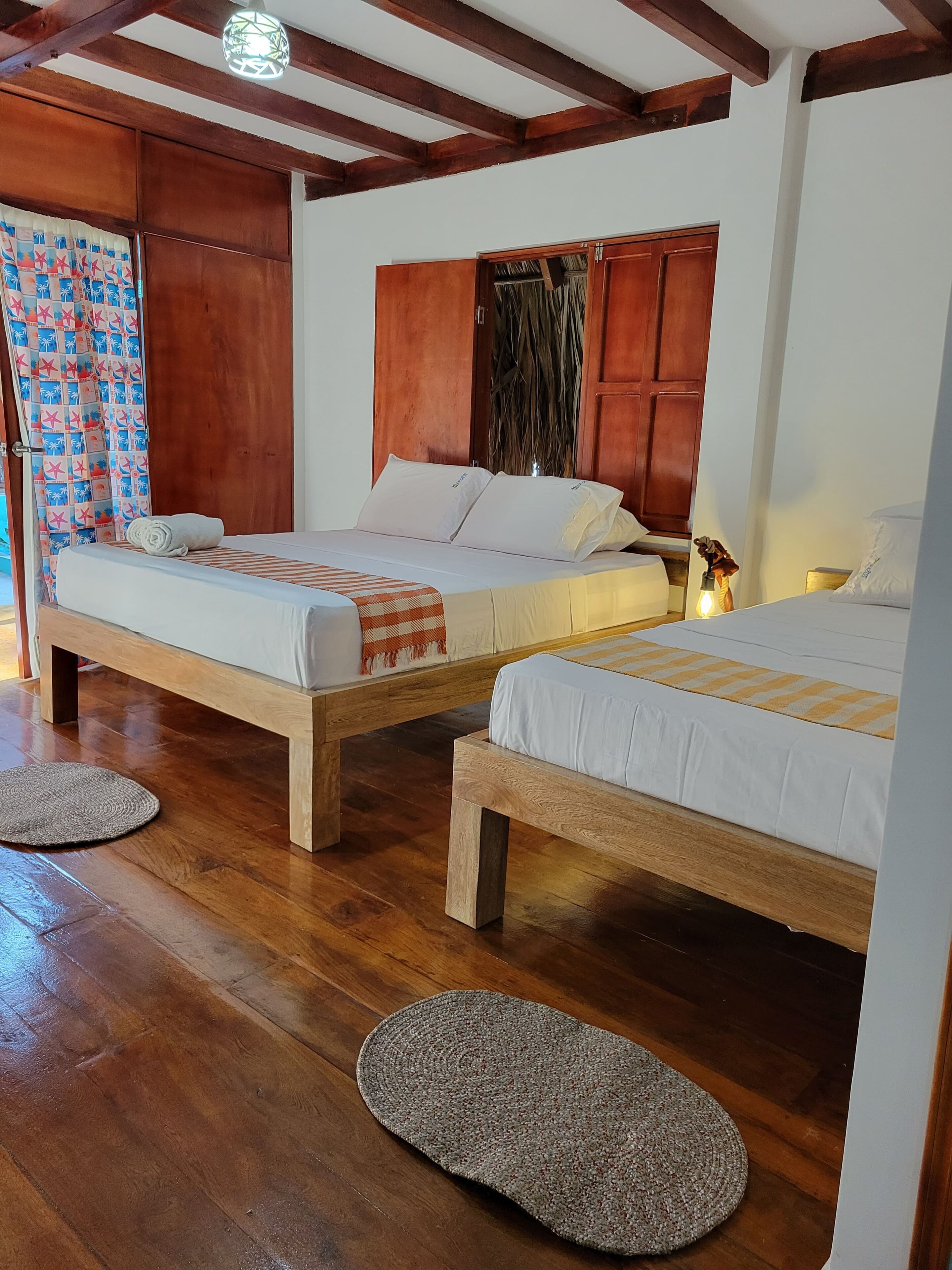 7 Schlafzimmer, kostenloses WLAN, Bettwäsche, Rollstuhlgeeignet