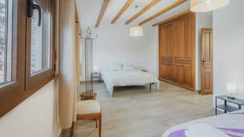 3 habitaciones, wifi gratis y ropa de cama