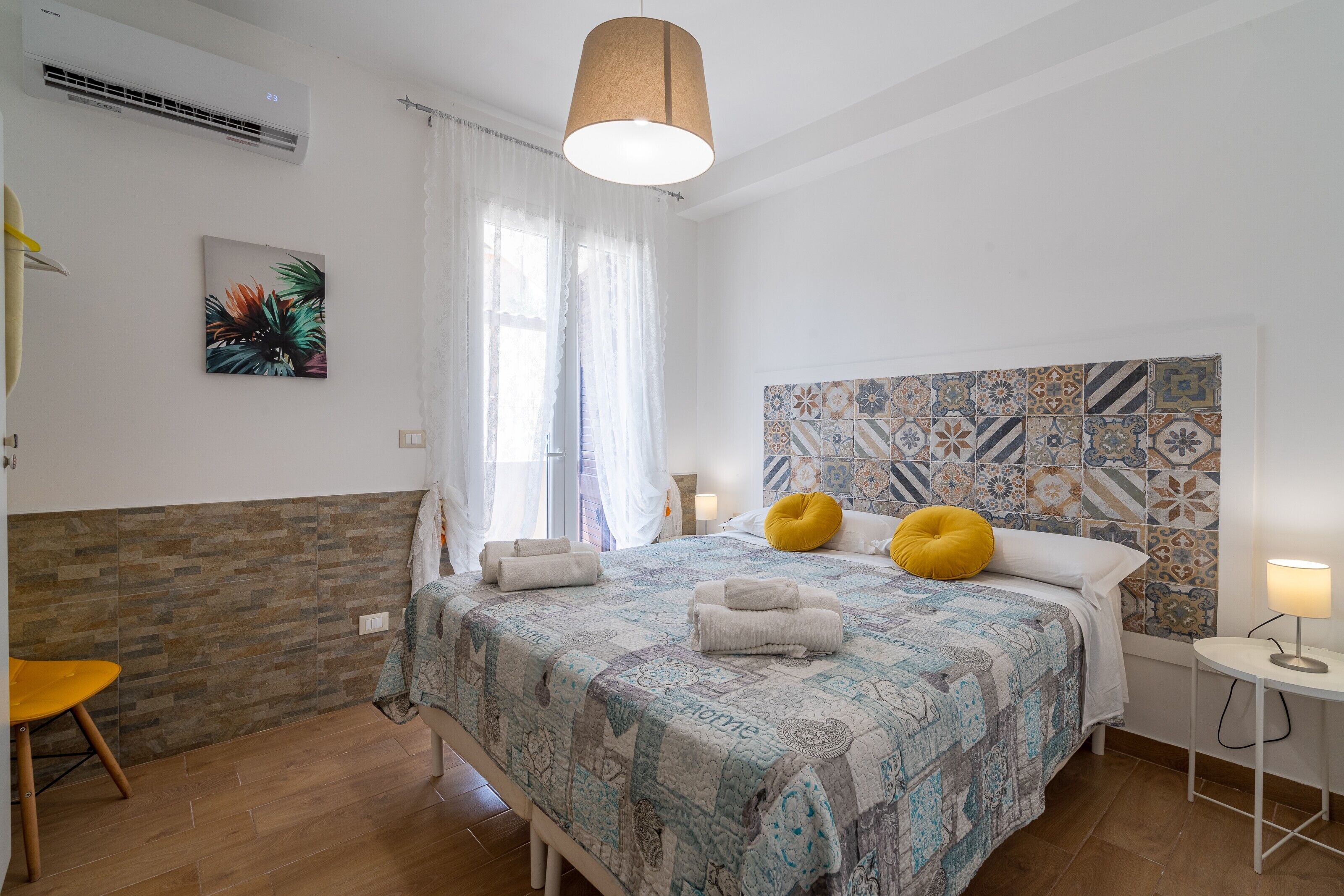 1 chambre, fer et planche à repasser, Wi-Fi gratuit, draps fournis