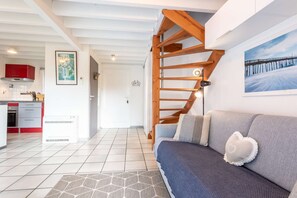 TV - Proche lac : Maison avec beau jardin (BISCARROSSE)