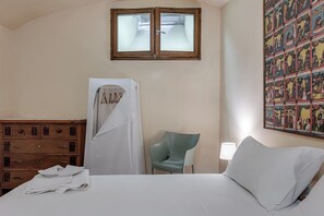 1 chambre, Wi-Fi gratuit, draps fournis
