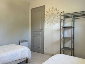 2 bedrooms, free WiFi