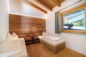 2 habitaciones, wifi gratis y ropa de cama 