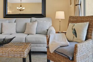 Smart TV - Secluded Beach & Snowbird Savings: 1BR Beachfront Condo w/ Monthly Discounts (Gulf Shores)