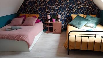 3 bedrooms, free WiFi, bed sheets