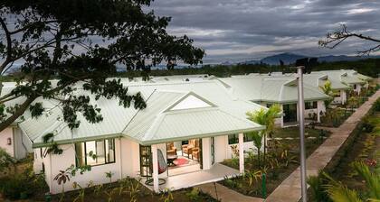 2bedroomSeaViewVillas/FullyAircon/PoolAccess/Kitchen&Lounge/Private&RuralEscape
