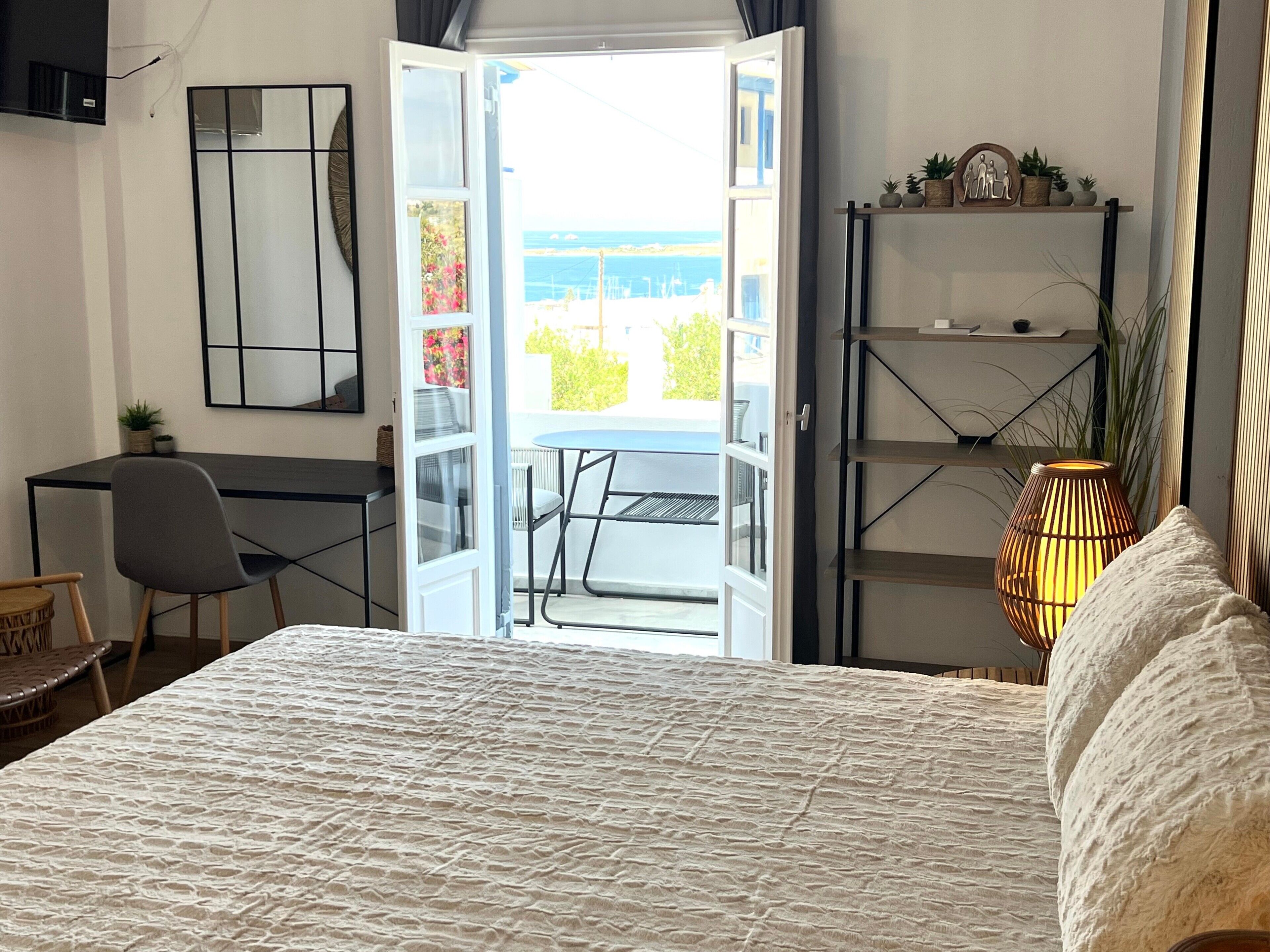 1 chambre, fer et planche à repasser, Wi-Fi gratuit, draps fournis
