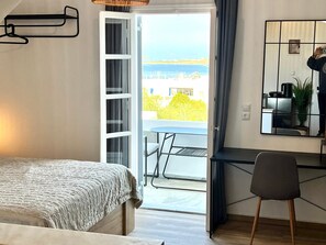 1 室のベッドルーム、アイロン / アイロン台、WiFi (無料)、ベッドシーツ