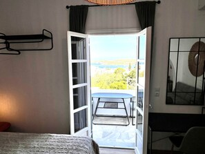 1 bedroom, iron/ironing board, free WiFi, bed sheets - Studio 'Aeolian Blu 8' with Sea View, Wi-Fi and Air Conditioning (Paros)