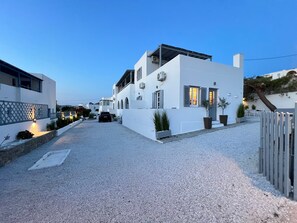 Exterior - Studio 'Aeolian Blu 10' with Sea View, Wi-Fi and Air Conditioning (Paros)