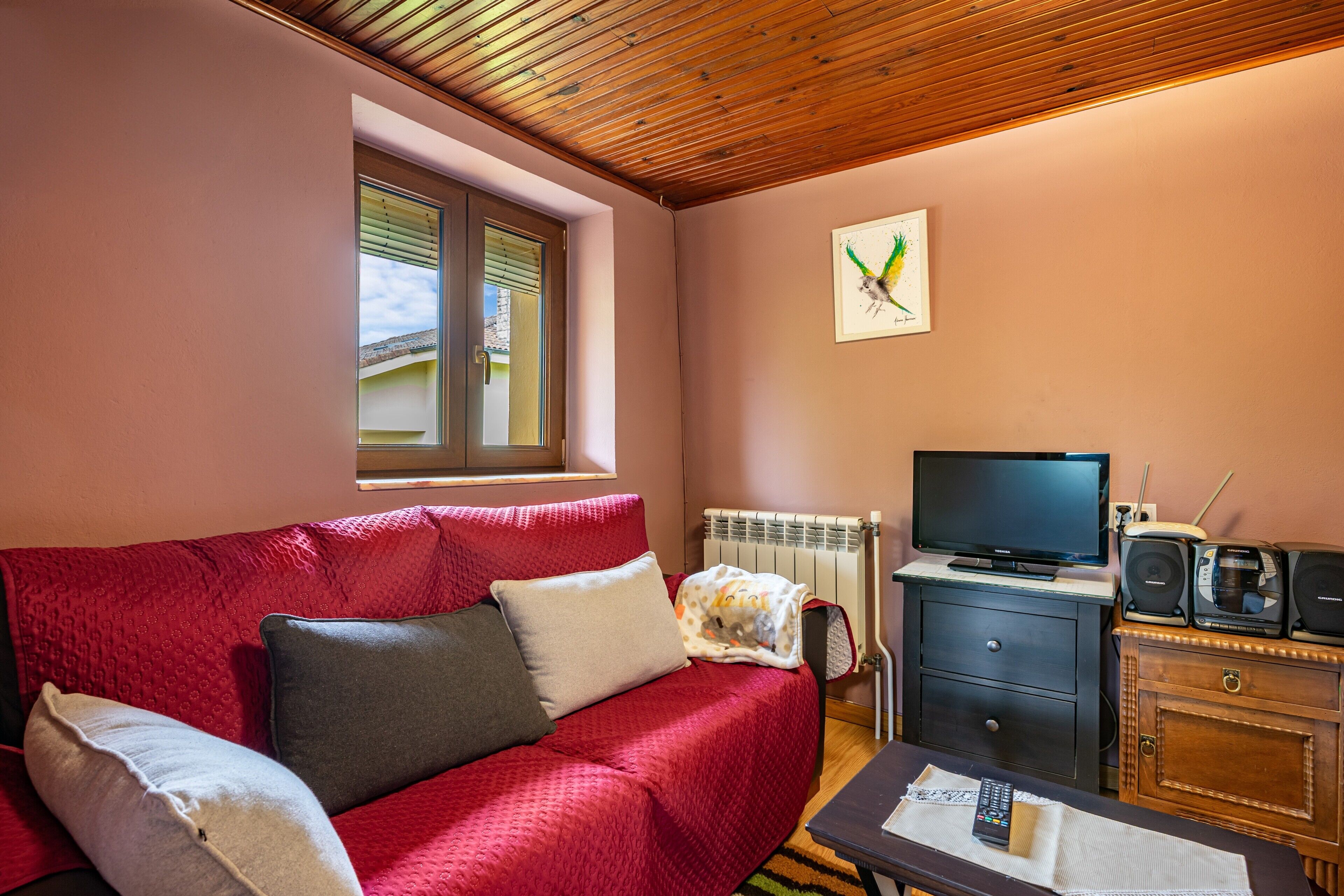 Télévision, chaîne hi-fi