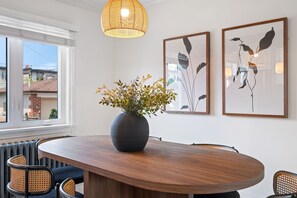 Dining - Upscale Toronto Home Near Transit | Office | King Beds | Garden | Backyard Oasis (Toronto)