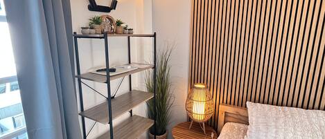 Iron/ironing board, free WiFi, bed sheets