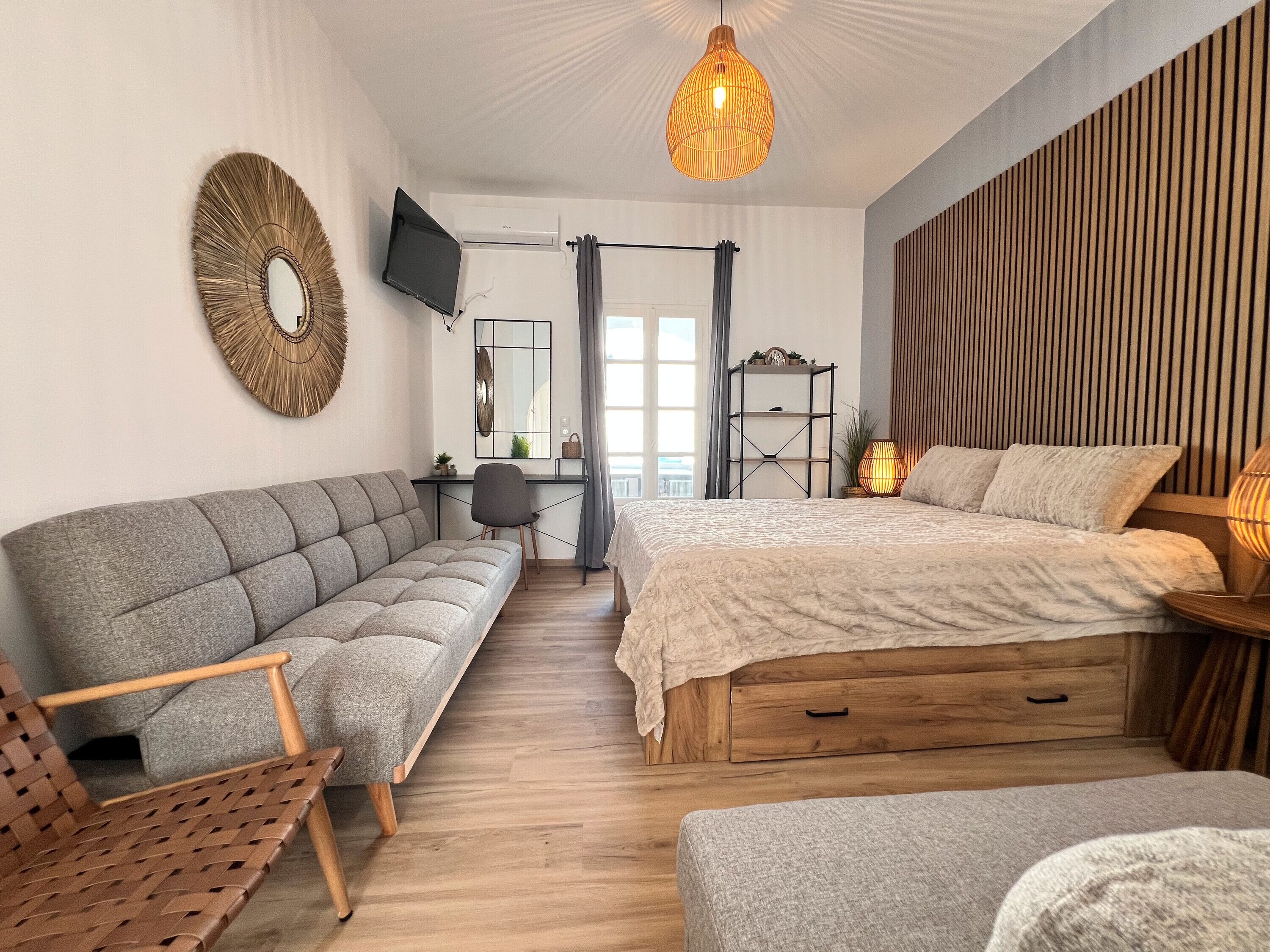1 habitación, tabla de planchar con plancha, wifi gratis y ropa de cama 