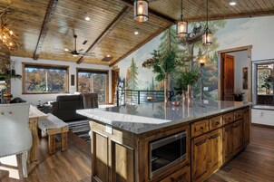 Electric kettle, toaster