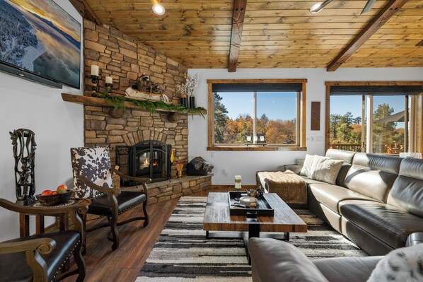 Flat-screen TV - Shem Shack (Big Bear City)