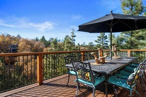 Terrace/patio - Shem Shack (Big Bear City)