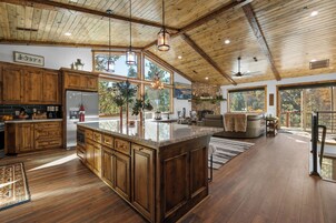 Electric kettle, toaster