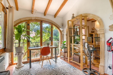 Interior. Los Caños, Mediterranean Villa, bbq, pool, 5min-beach