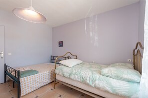4 Schlafzimmer, kostenloses WLAN, Bettwäsche