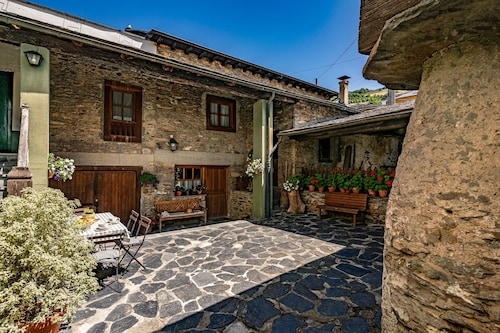 Maison rurale 'Casa Mario' avec vue sur la montagne, jardin et Wi-Fi