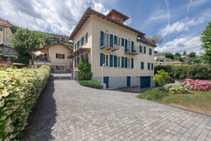 Exterior - Apartment 'Lago Azzurro' with Lake View, Wi-Fi and Air Conditioning (Bellagio)