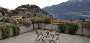 تناول الطعام بالخارج