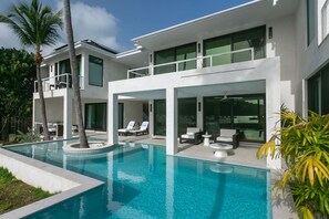 Unclassified image, 3 of 35, button - Villa Sol Mate! New 4 Bedroom! (Cruz Bay)