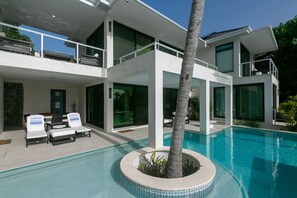 Unclassified image, 5 of 35, button - Villa Sol Mate! New 4 Bedroom! (Cruz Bay)