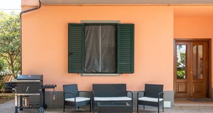 Bed and Breakfast 'Camera 4' with Shared Terrace, Wi-Fi and Air Conditioning
