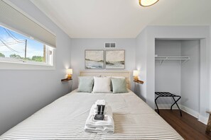 4 chambres, fer et planche à repasser, Wi-Fi gratuit, draps fournis