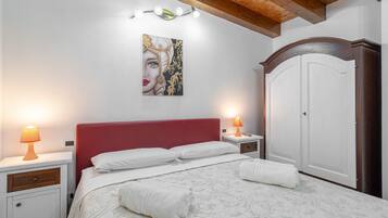 2 chambres, fer et planche Ă repasser, Wi-Fi gratuit, draps fournis