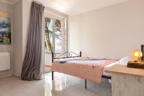 6 soverom, wi-fi (inkludert) og sengetøy