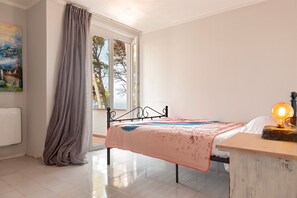 6 soverom, wi-fi (inkludert) og sengetøy