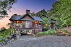 Exterior - Ridge Top Lodge - Incredible Mtn Views | Hot Tub | Game Room | Outdoor Fireplace (Blue Ridge)