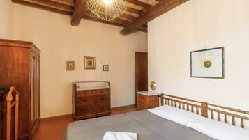 1 makuuhuone, ilmainen Wi-Fi, vuodevaatteet