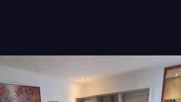 3 sovrum, strykjÀrn/strykbrÀda, gratis wi-fi och sÀngklÀder