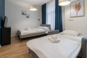 Bügeleisen/Bügelbrett, WLAN, Bettwäsche