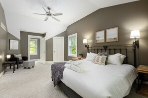 4 soverom, strykejern/-brett, wi-fi (inkludert) og sengetøy