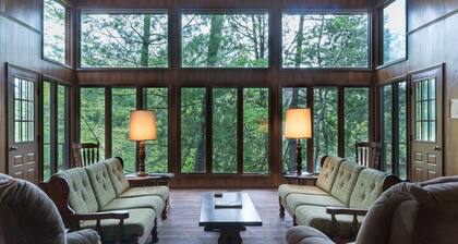 Pere Marquette River Fishing Cabin 4